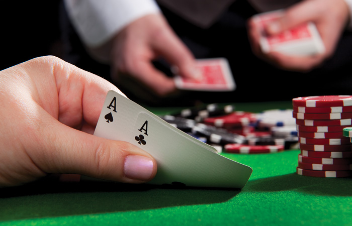 Poker là một môn thể thao giải trí trí tuệ đấu trí hấp dẫn
